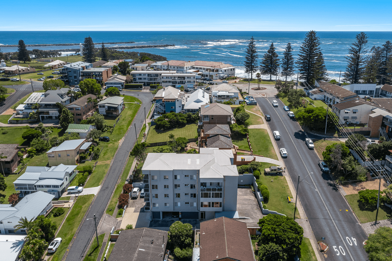 14/8-10 High Street, YAMBA, NSW 2464