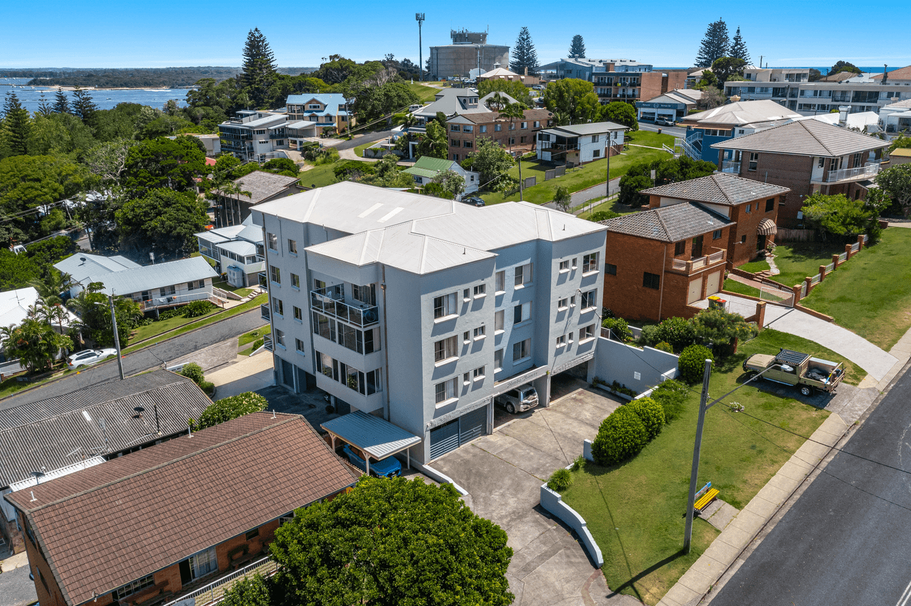 14/8-10 High Street, YAMBA, NSW 2464