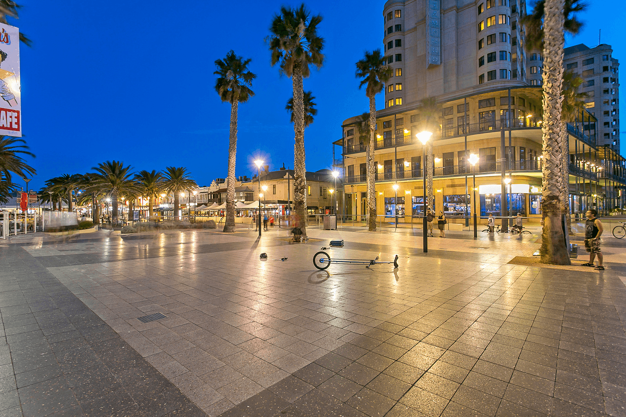 317/16 Holdfast Promenade, Glenelg, SA 5045