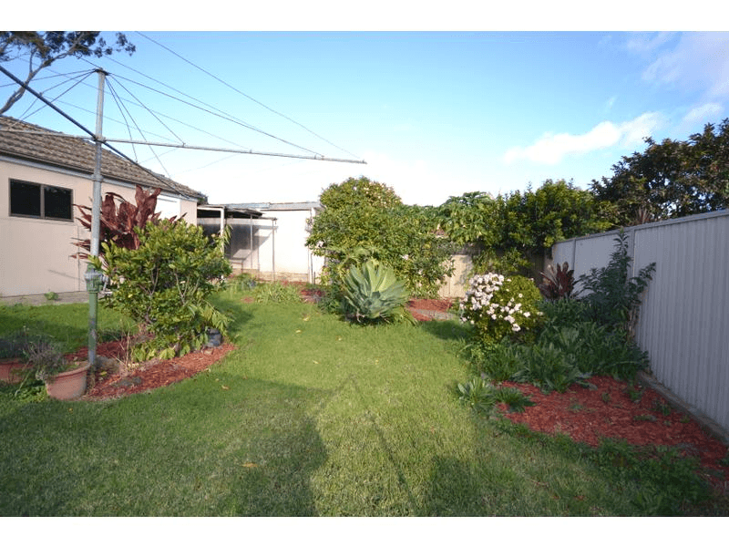 9 Vivienne Street, Kingsgrove, NSW 2208