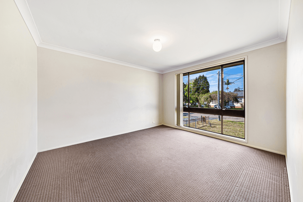 35 Carinya Street, CHARMHAVEN, NSW 2263