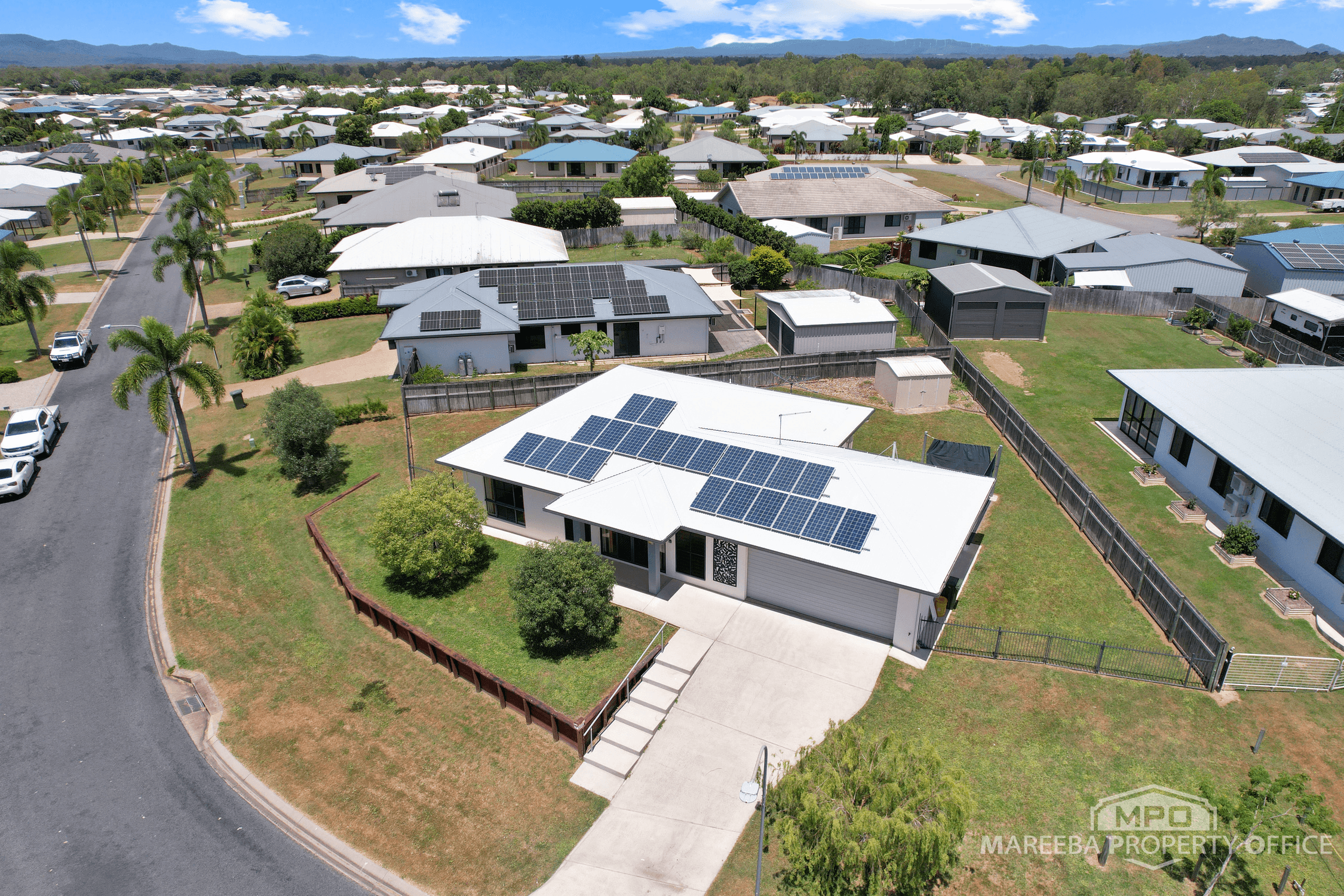11 Jacana Close, MAREEBA, QLD 4880
