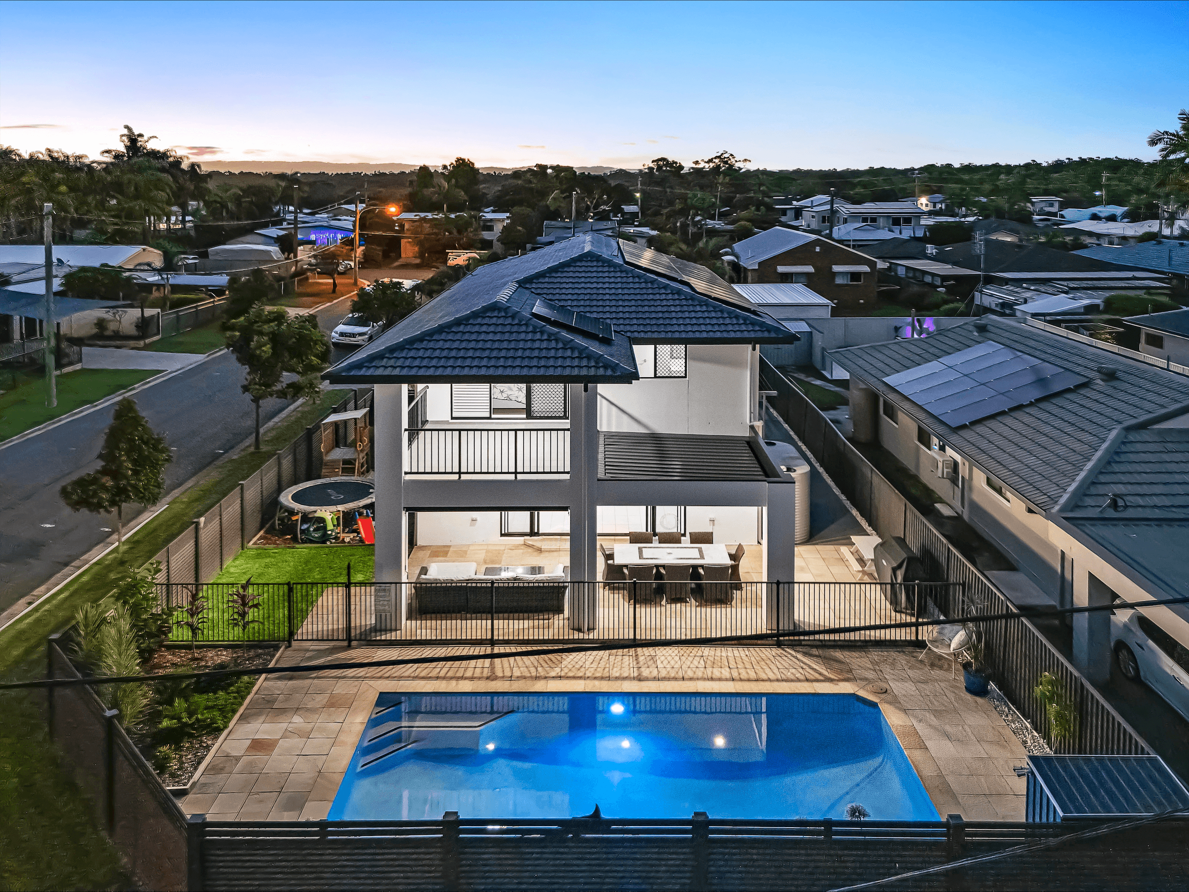 2 Magnolia Avenue, HOLLYWELL, QLD 4216