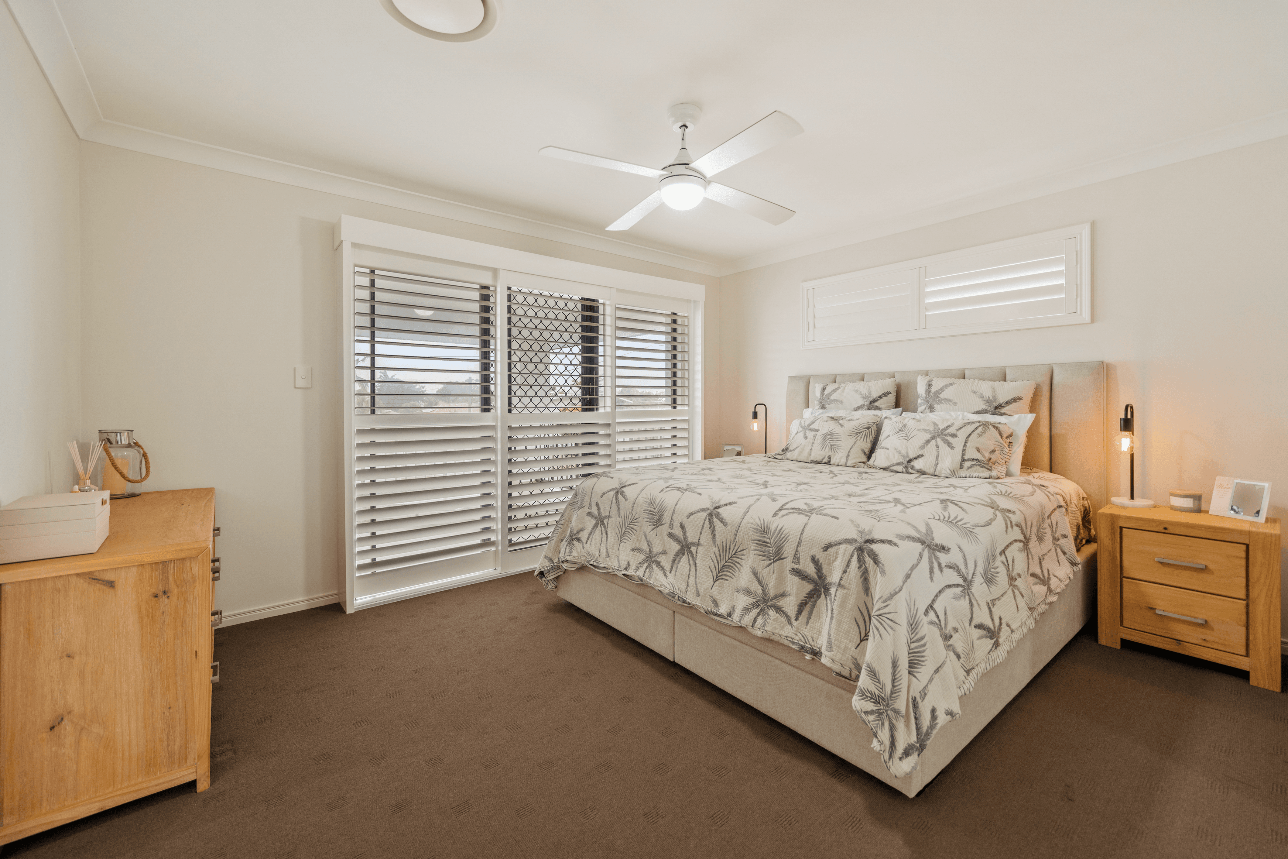 2 Magnolia Avenue, HOLLYWELL, QLD 4216