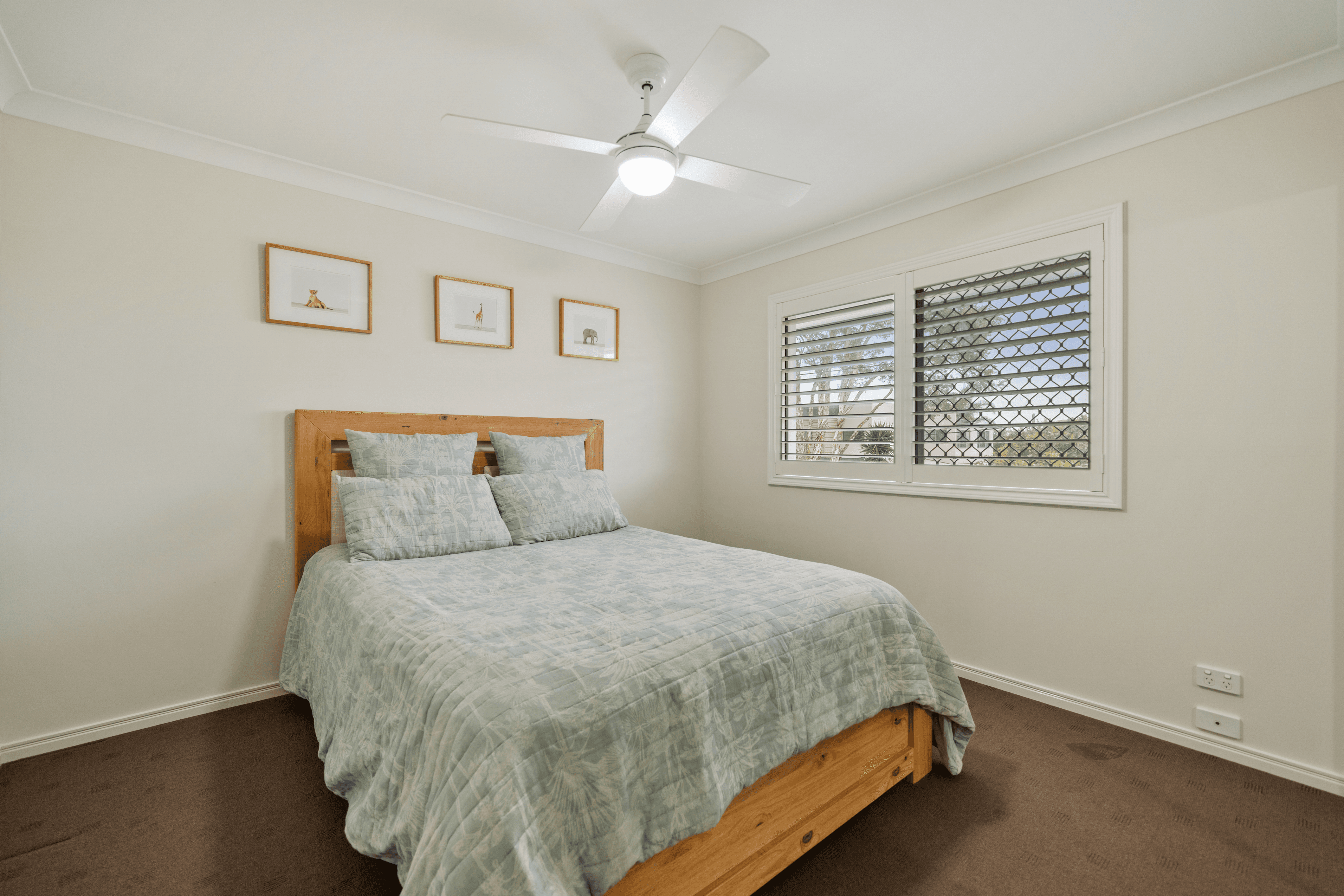 2 Magnolia Avenue, HOLLYWELL, QLD 4216