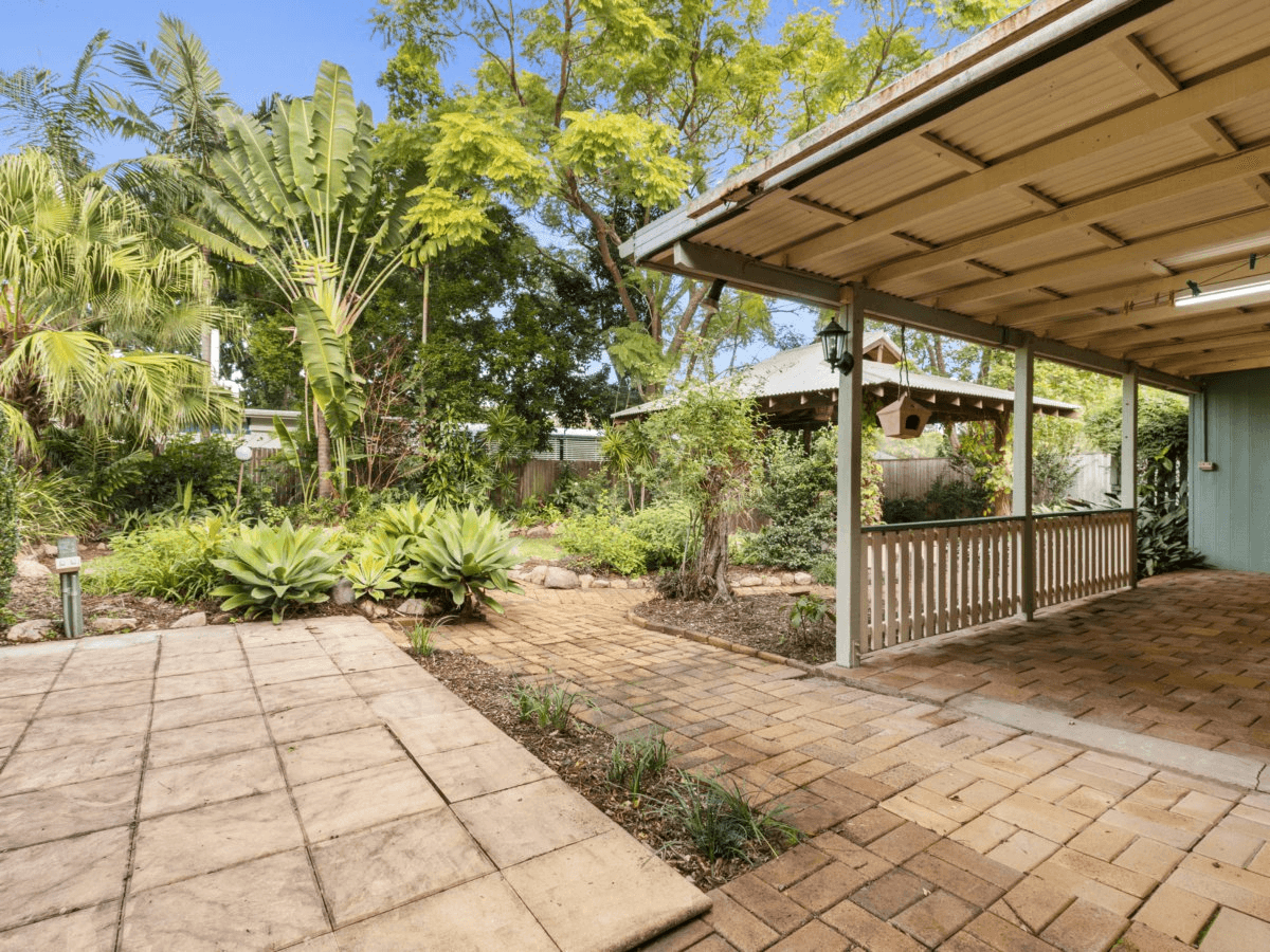 19 Glenwood Street, CHELMER, QLD 4068