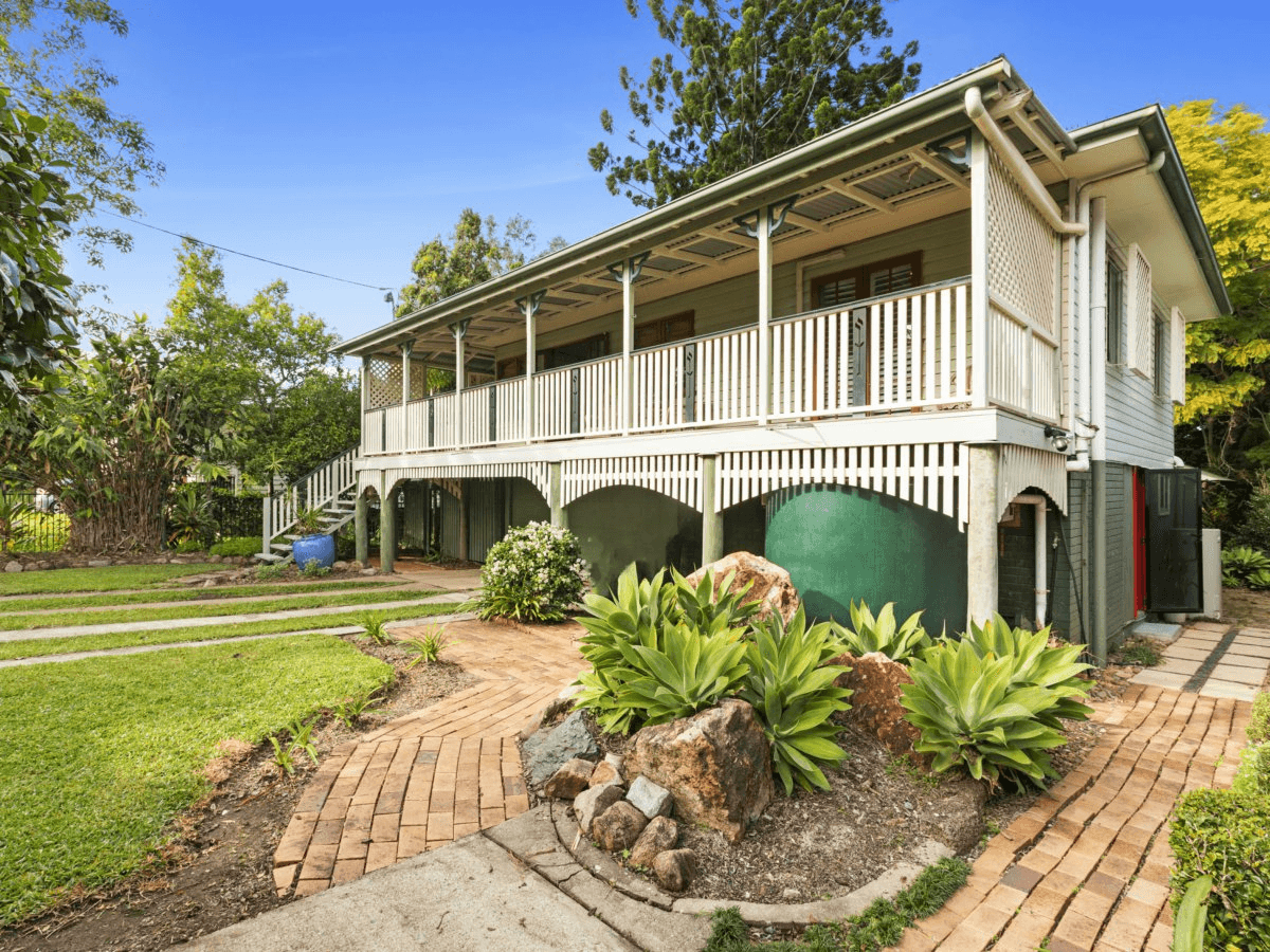 19 Glenwood Street, CHELMER, QLD 4068