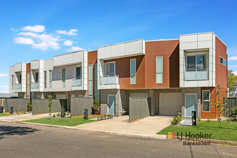 3/6 Kalimna Street, MOOREBANK, NSW 2170
