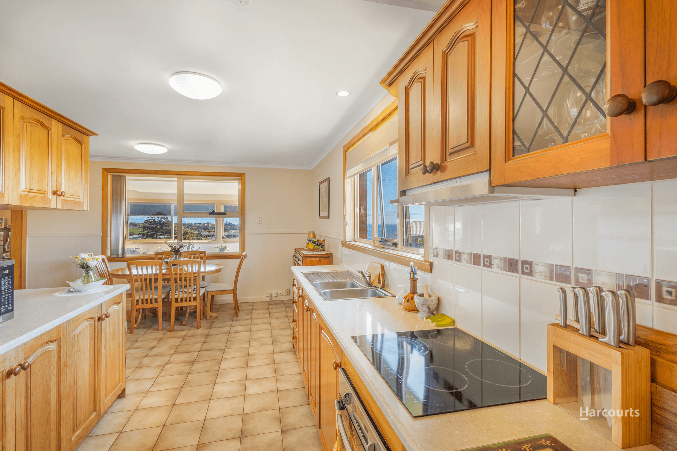 2 Hales Street, PENGUIN, TAS 7316