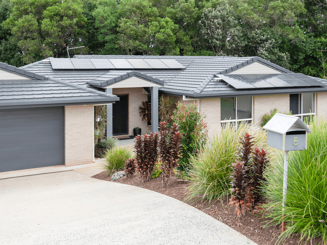 5 Platypus Place, GOONELLABAH, NSW 2480