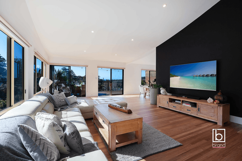 6 Wycombe Road, TERRIGAL, NSW 2260