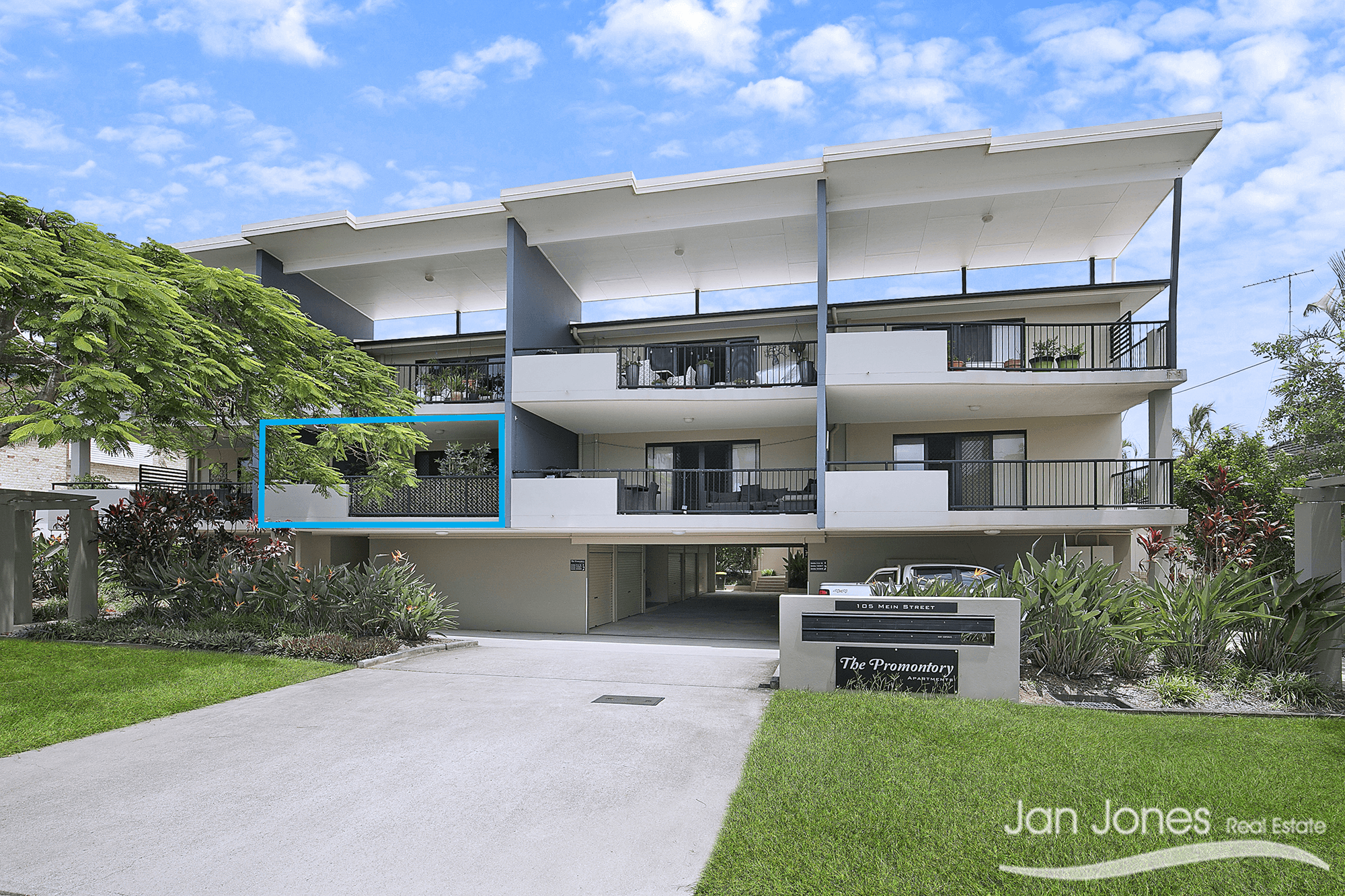 Unit 2/105 Mein St, Scarborough, QLD 4020