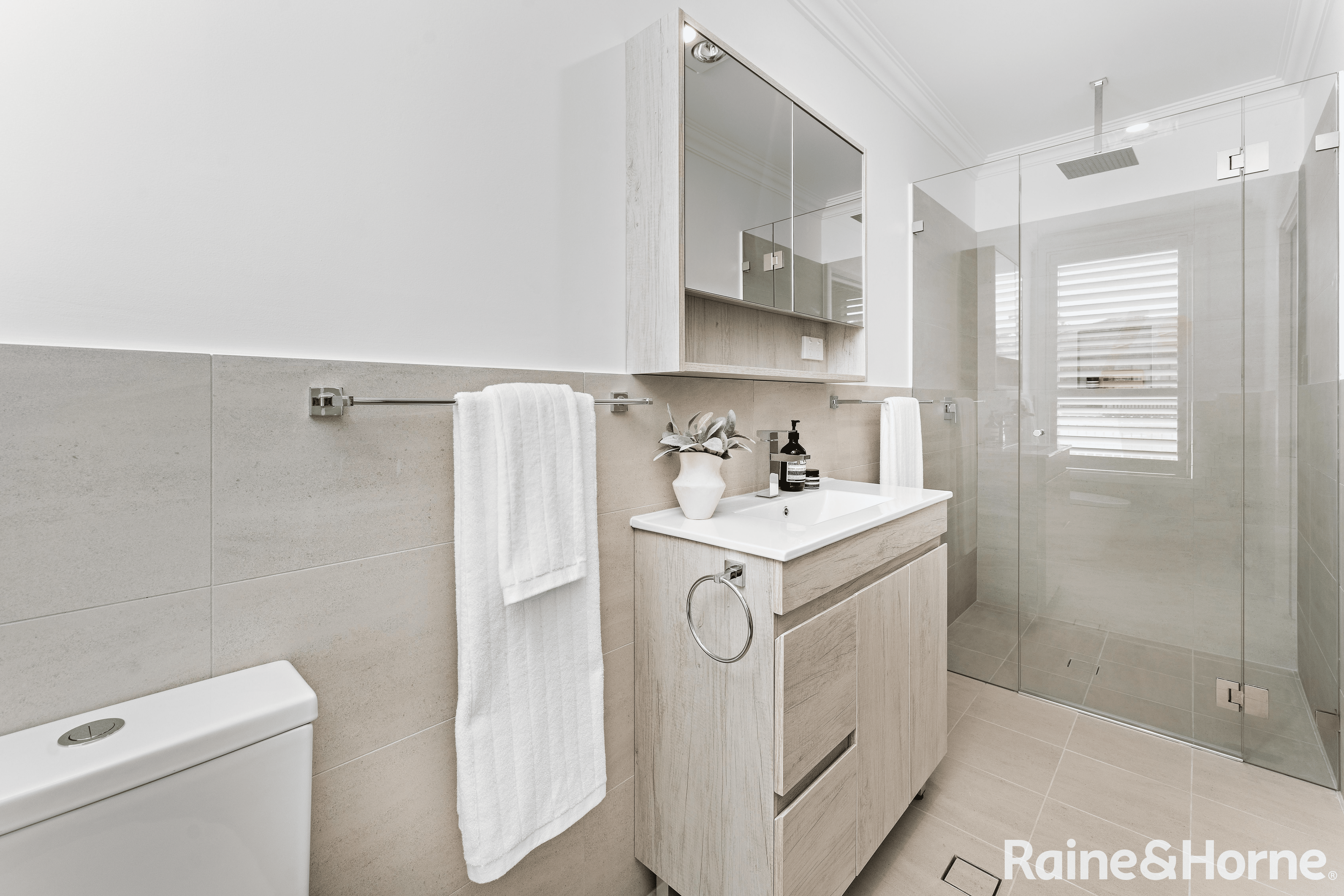 31 Chipilly Avenue, ENGADINE, NSW 2233