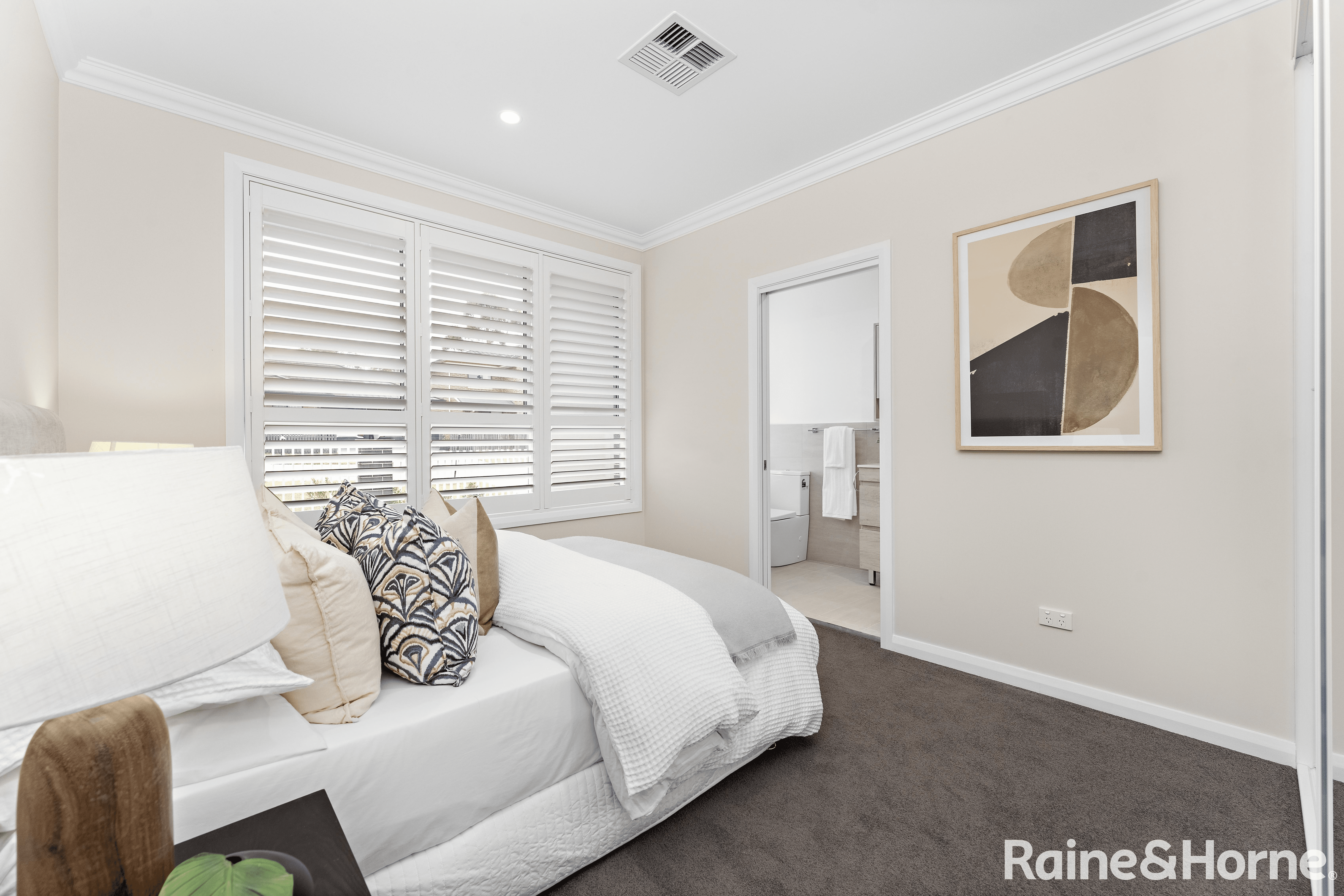 31 Chipilly Avenue, ENGADINE, NSW 2233