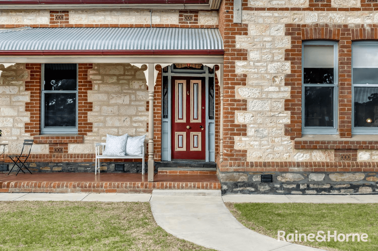 240 Onkaparinga Valley Road, OAKBANK, SA 5243