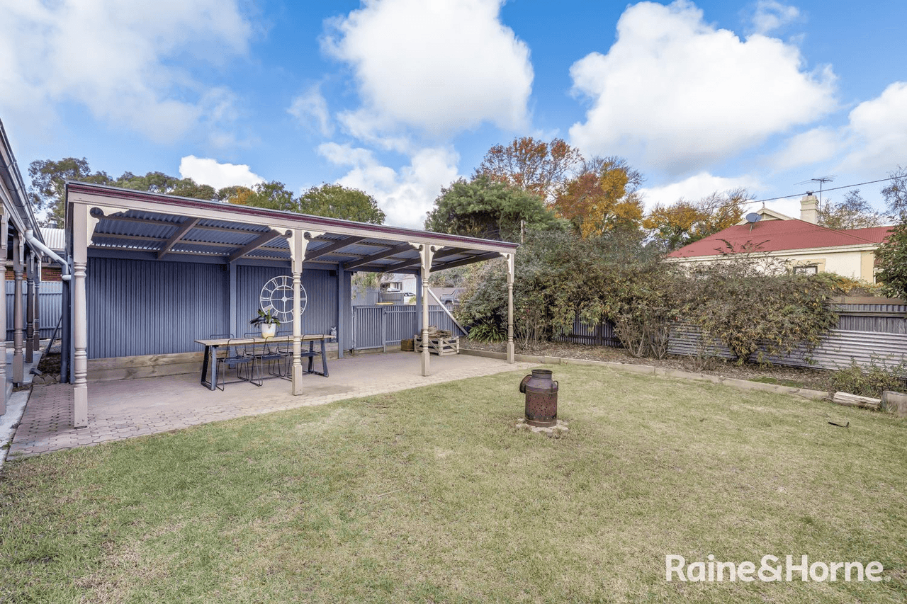 240 Onkaparinga Valley Road, OAKBANK, SA 5243