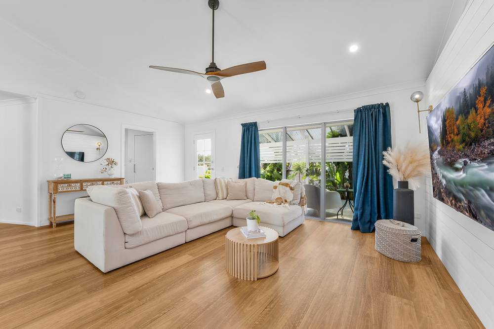 105 Oxley Drive, PARADISE POINT, QLD 4216