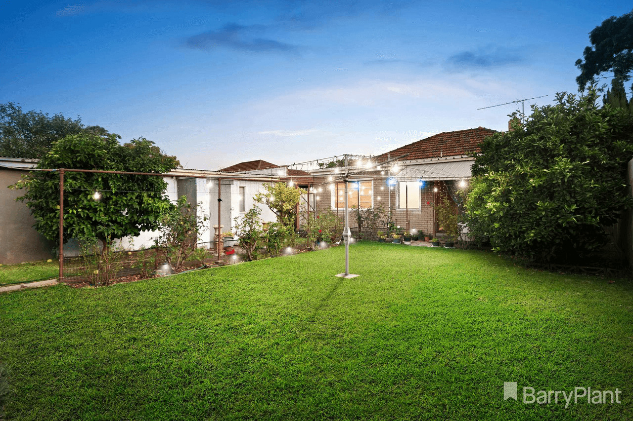 19 Marsden Crescent, St Albans, VIC 3021