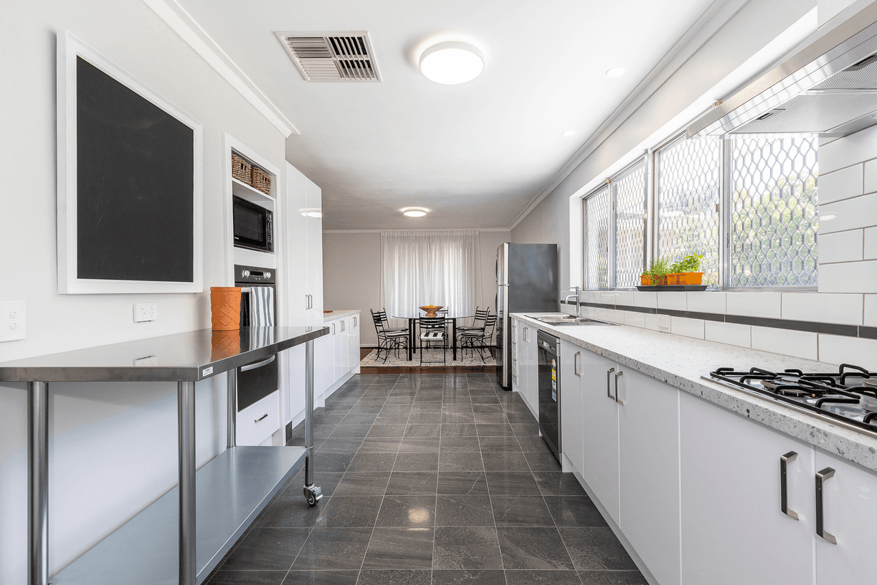 332A Alexander Drive, DIANELLA, WA 6059