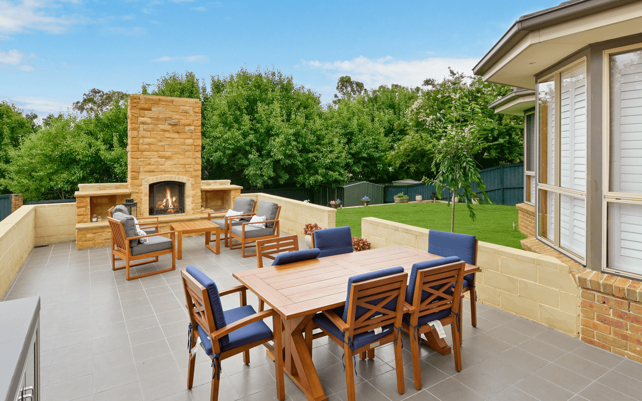 19 Macarthur Circuit, CAMDEN PARK, NSW 2570