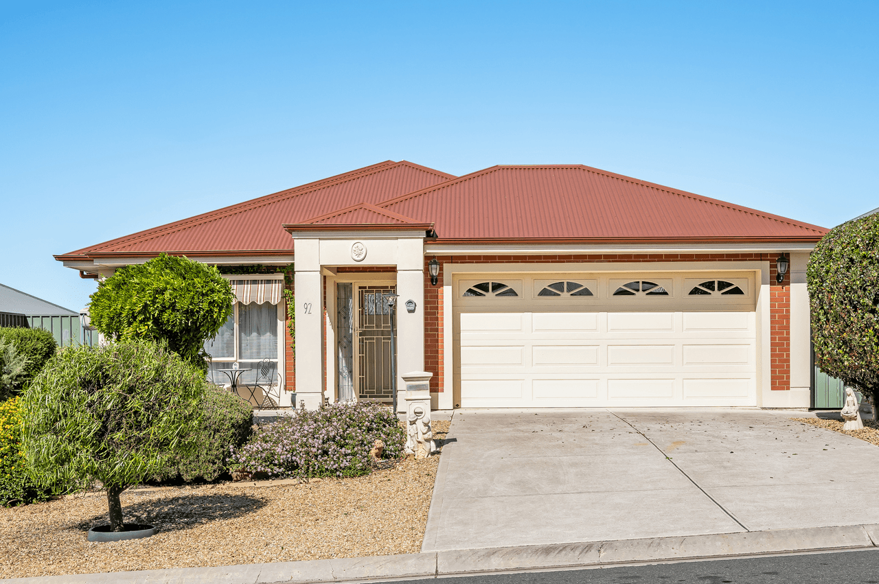 92 Wishart Crescent, ENCOUNTER BAY, SA 5211