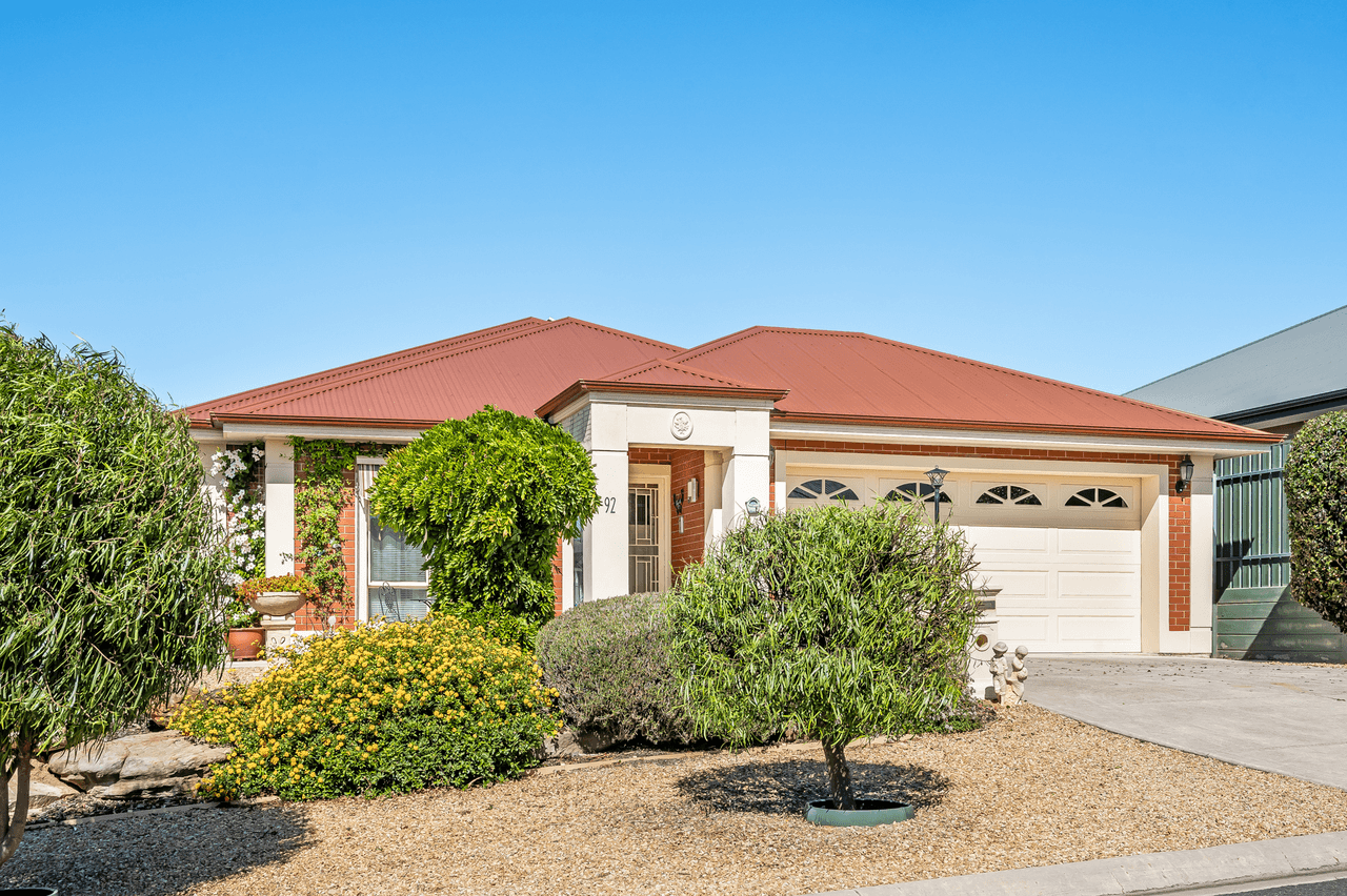 92 Wishart Crescent, ENCOUNTER BAY, SA 5211