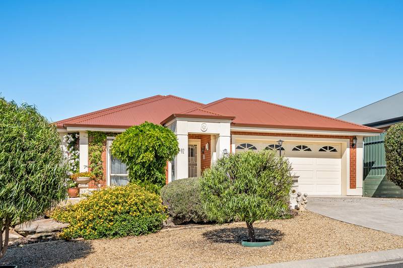 92 Wishart Crescent, ENCOUNTER BAY, SA 5211