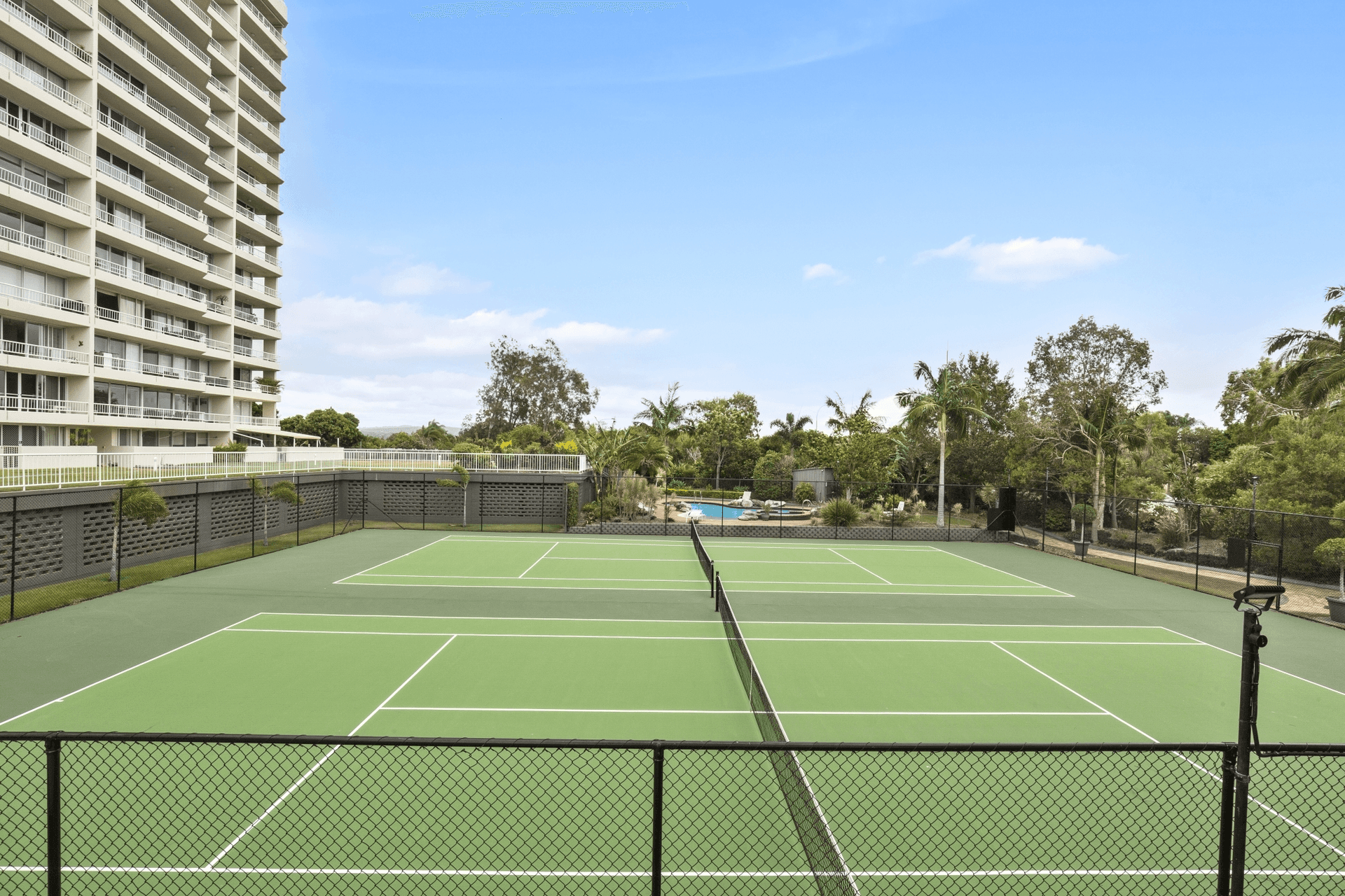 15/54 Hooker Boulevard, Mermaid Waters, QLD 4218