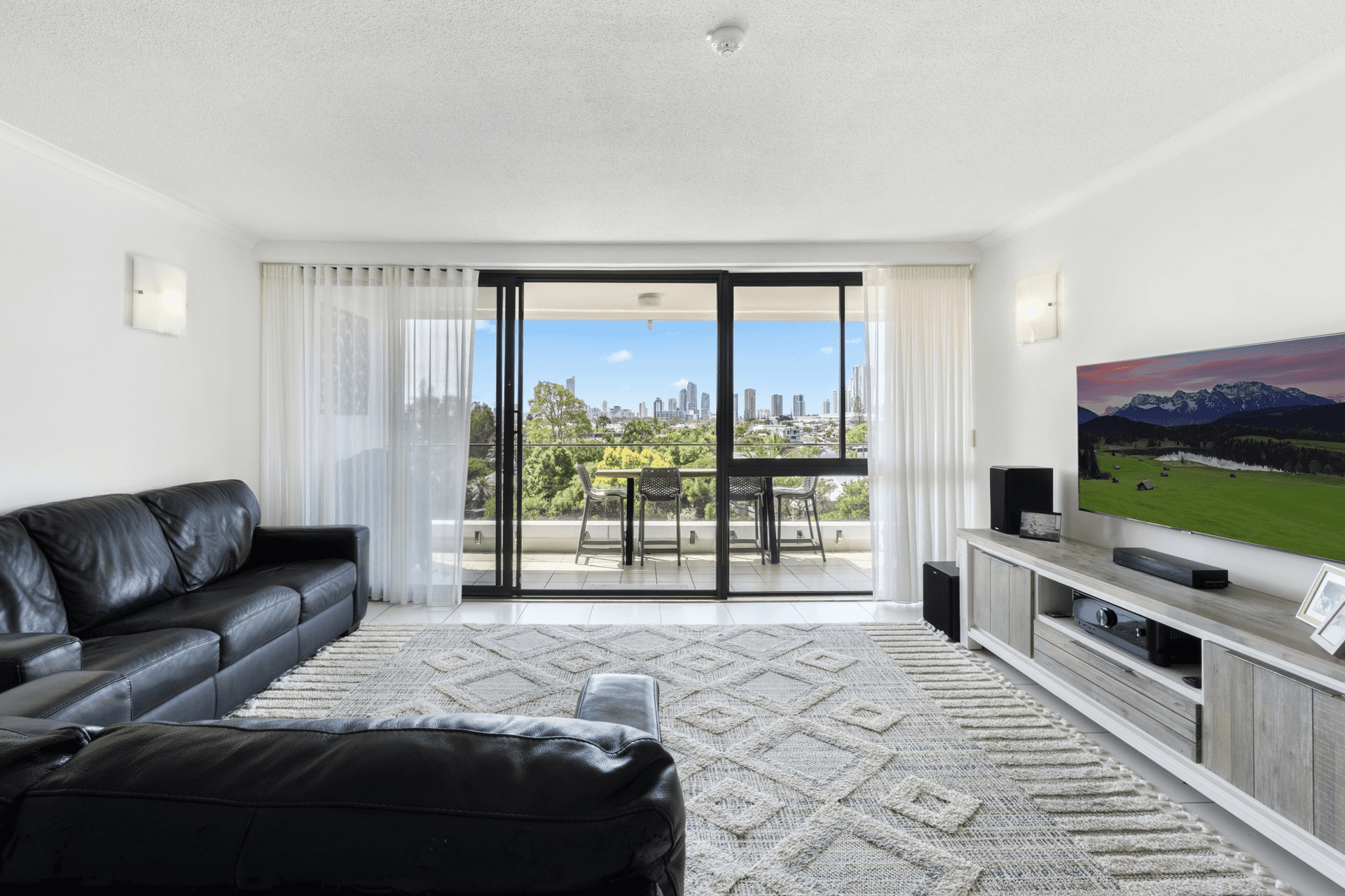 15/54 Hooker Boulevard, Mermaid Waters, QLD 4218