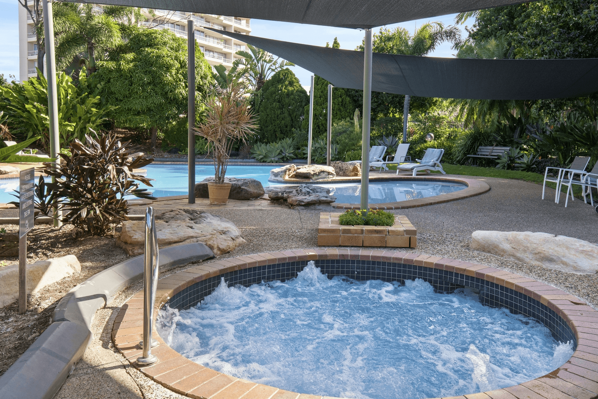 15/54 Hooker Boulevard, Mermaid Waters, QLD 4218