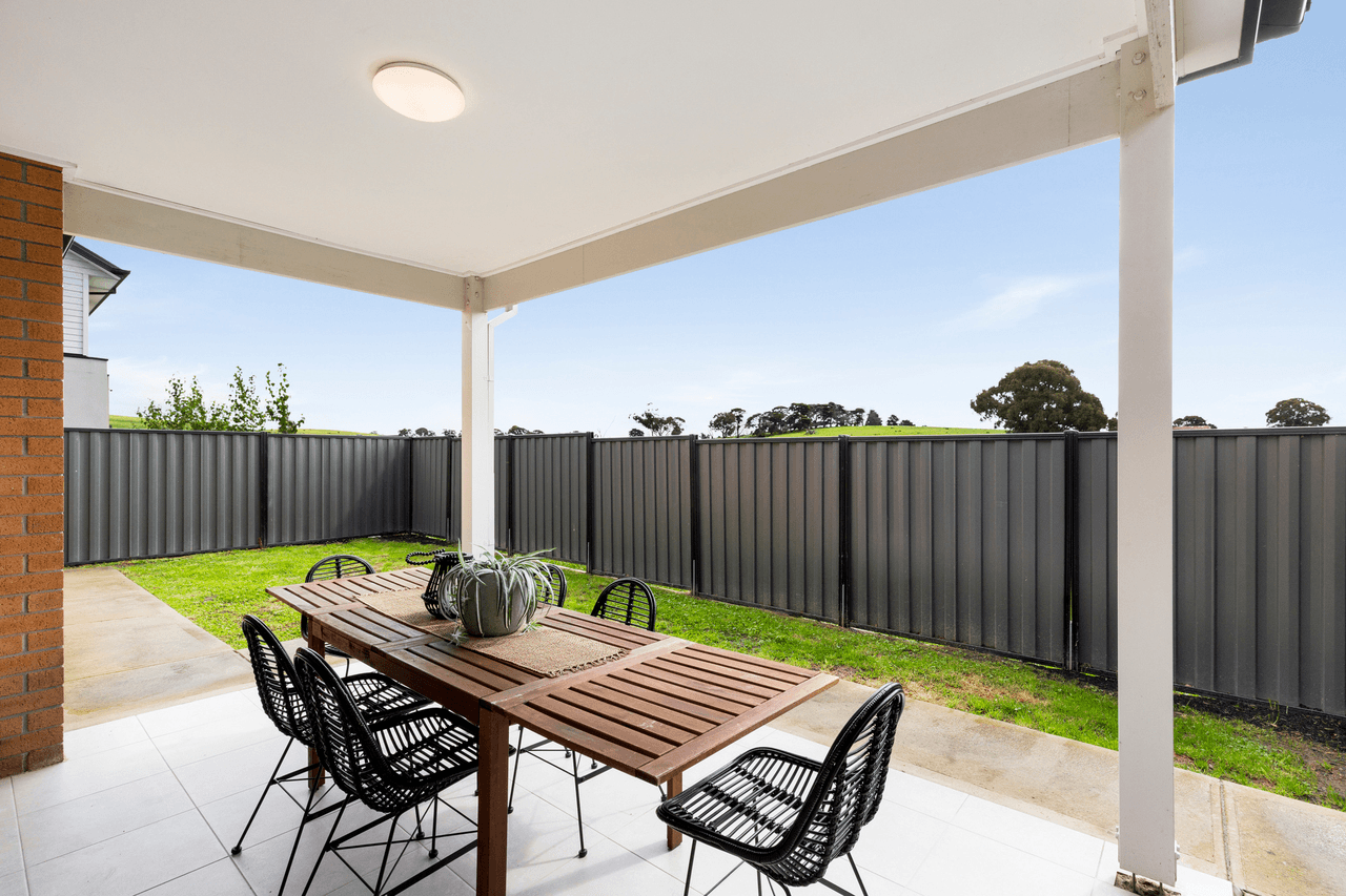 24 Goadby Drive, MERNDA, VIC 3754