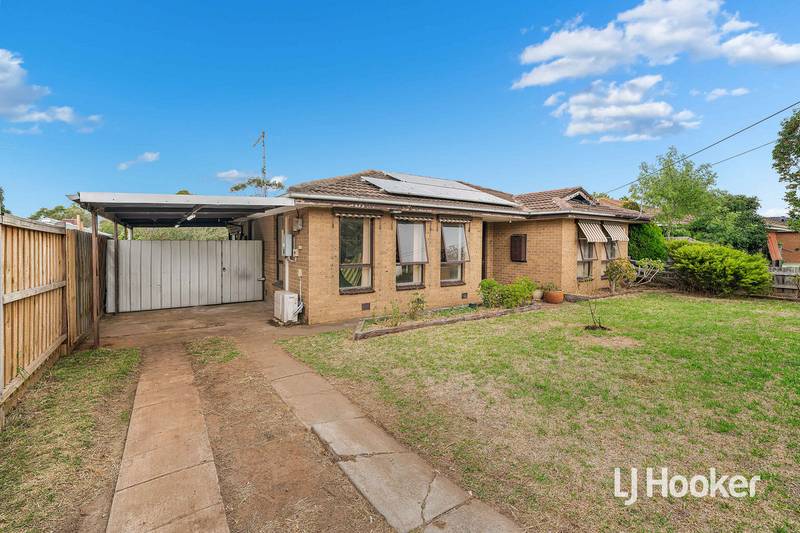 11 Zircon Street, WYNDHAM VALE, VIC 3024
