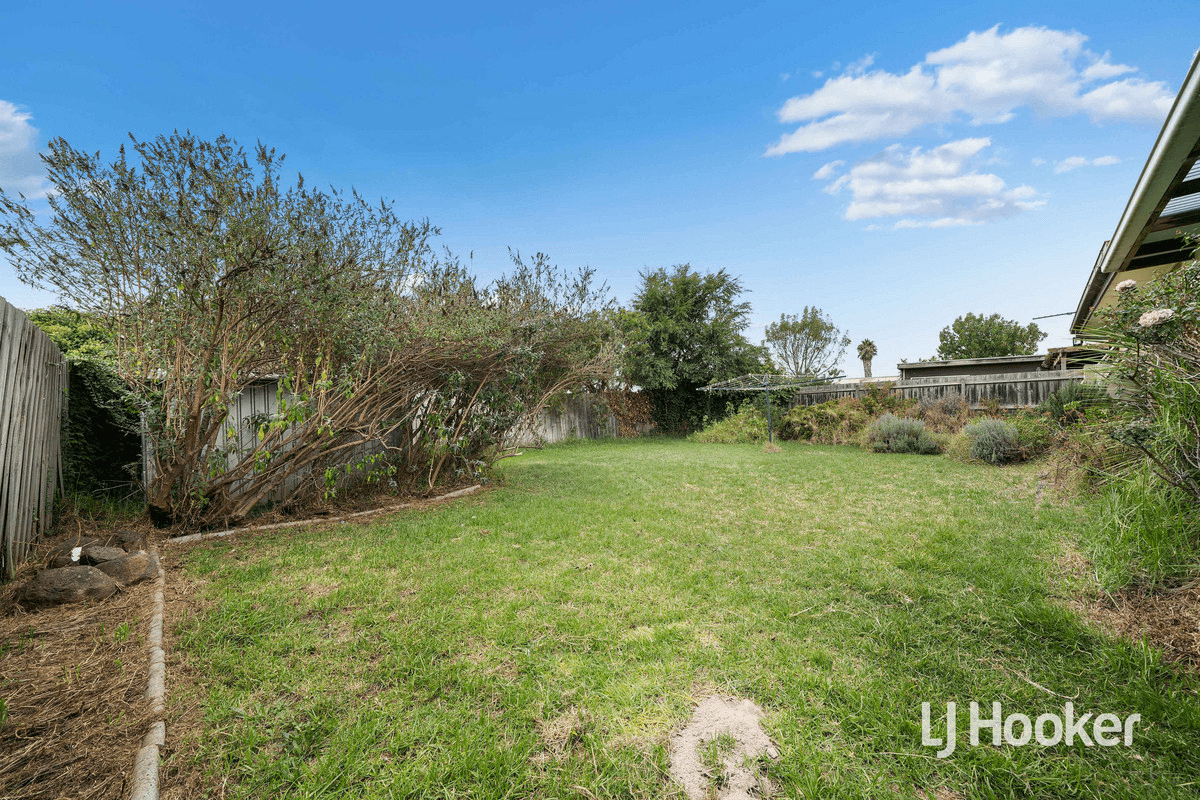 11 Zircon Street, WYNDHAM VALE, VIC 3024