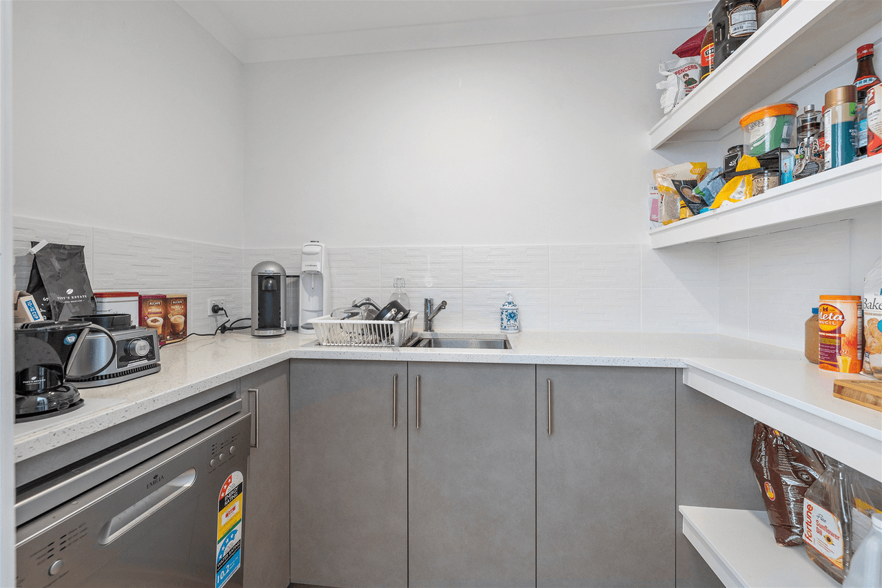 34 Denmark Loop, SOUTH GUILDFORD, WA 6055