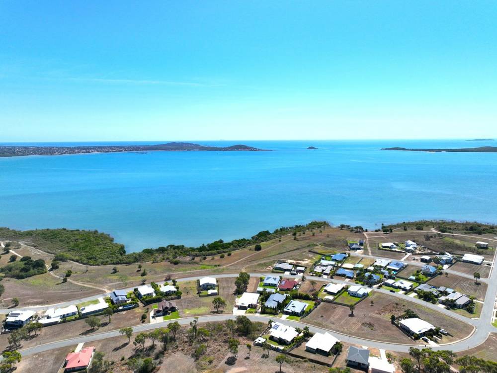 16 Seacove Crescent, BOWEN, QLD 4805