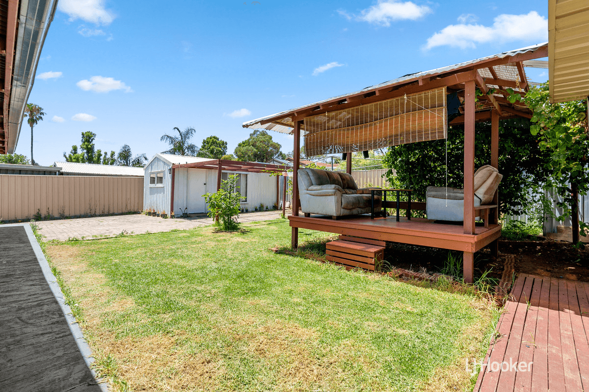 10 Fuller Crescent, ELIZABETH EAST, SA 5112