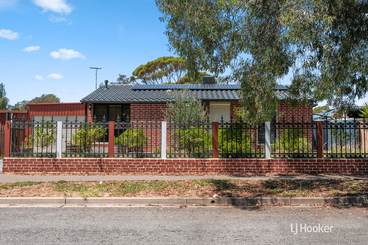 10 Fuller Crescent, ELIZABETH EAST, SA 5112