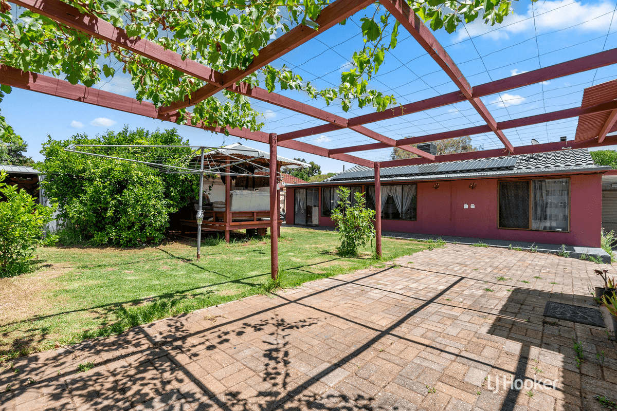 10 Fuller Crescent, ELIZABETH EAST, SA 5112