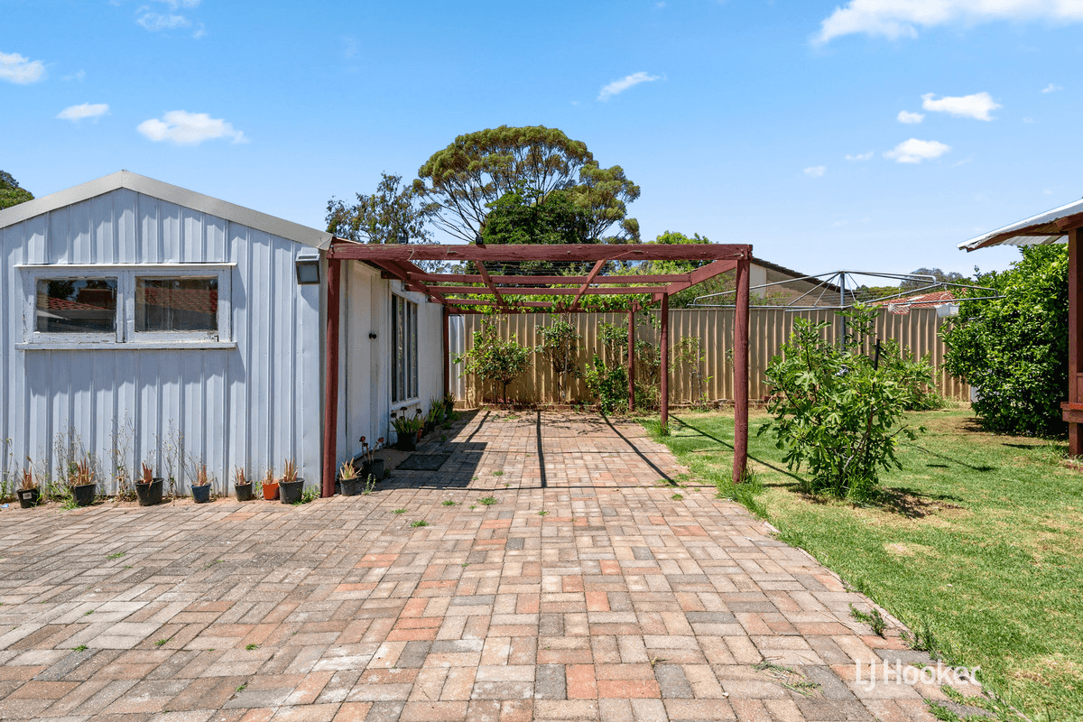 10 Fuller Crescent, ELIZABETH EAST, SA 5112