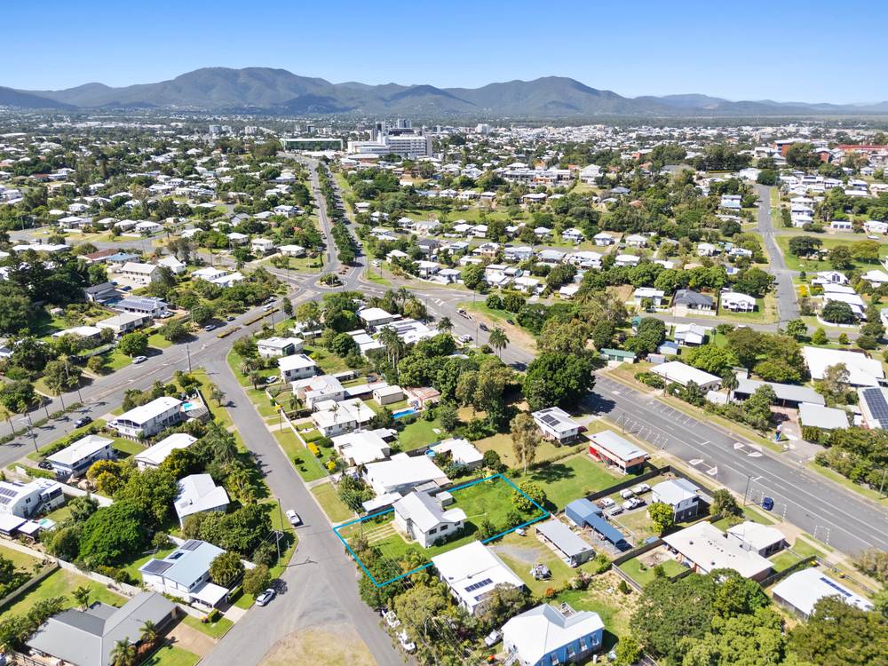 13 Melbourne Street, WEST ROCKHAMPTON, QLD 4700