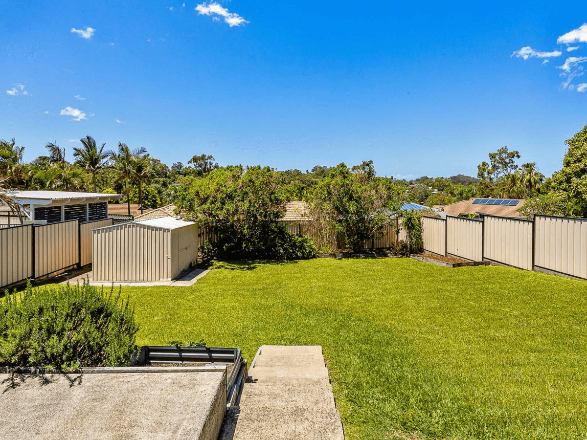 10 Aurora Crescent, WORONGARY, QLD 4213