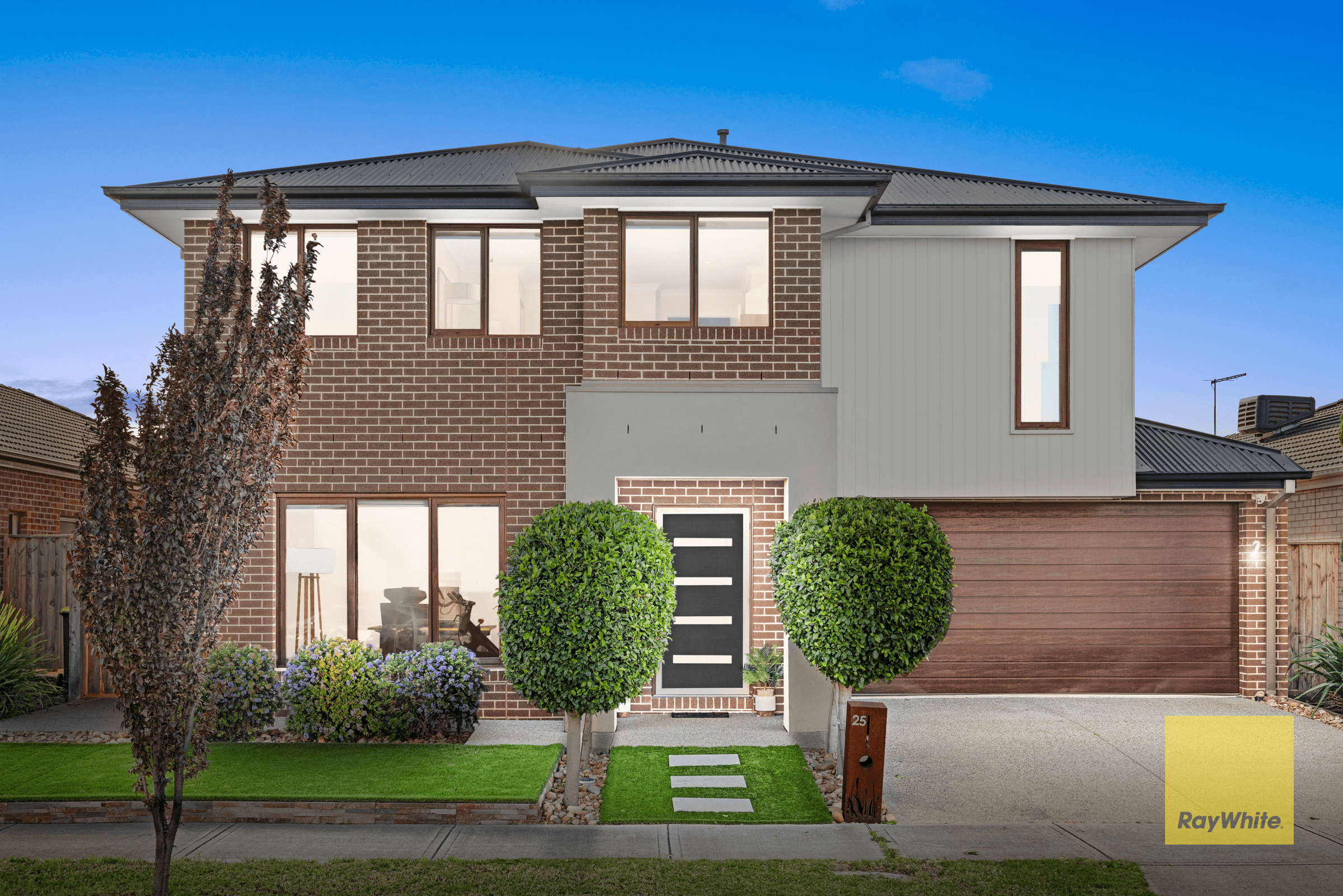 25 Yosemite Street, POINT COOK, VIC 3030