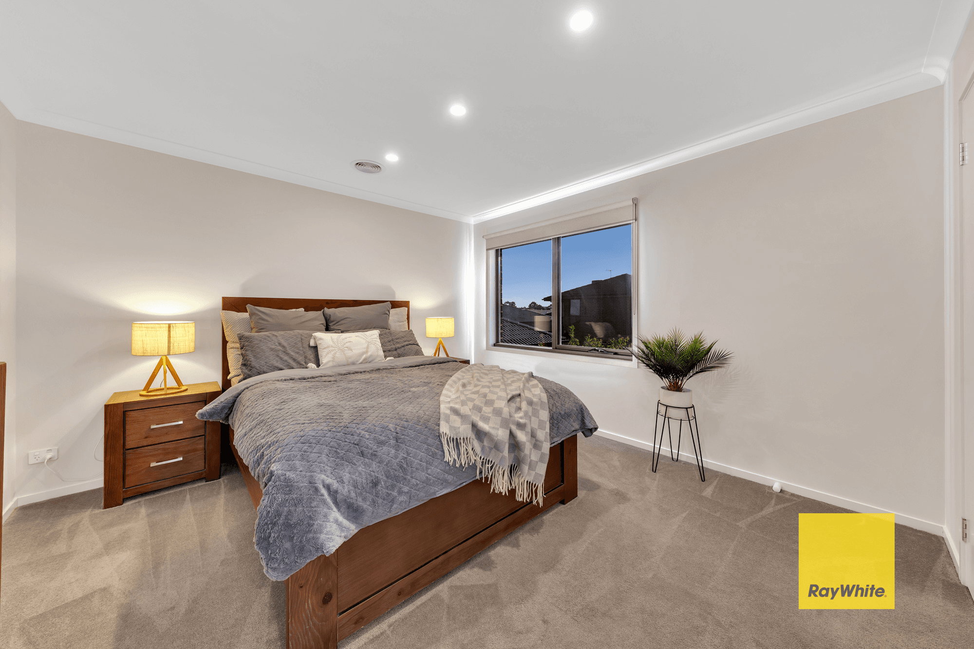 25 Yosemite Street, POINT COOK, VIC 3030