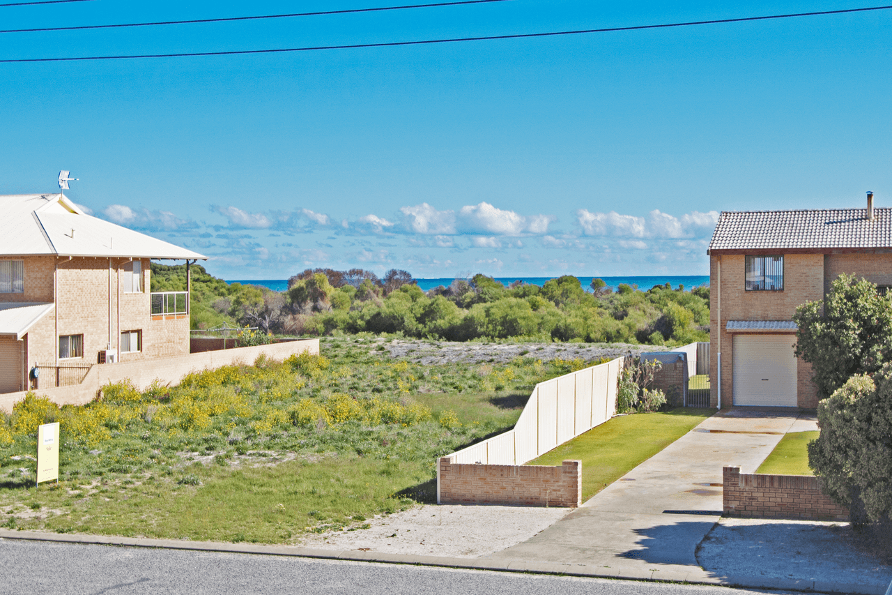 17 Coubrough Place, JURIEN BAY, WA 6516