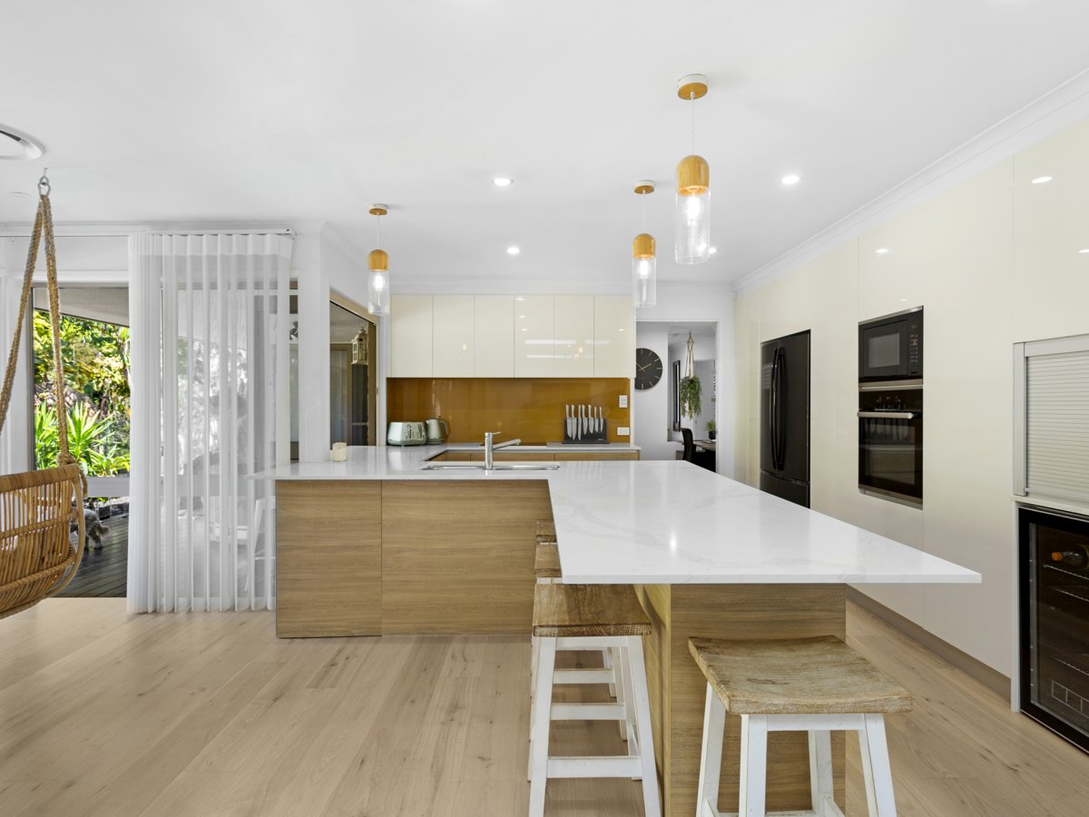 18 Carnoustie Court, Robina, QLD 4226