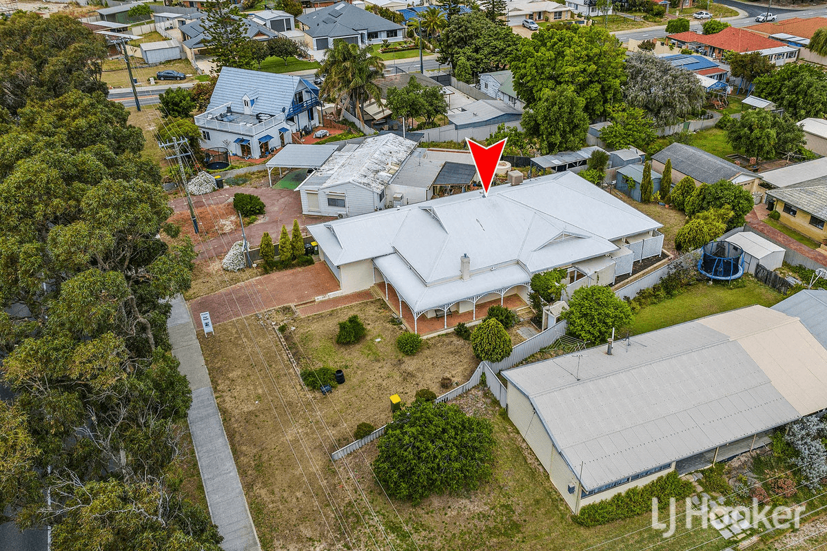 15 Madora Beach Road, MADORA BAY, WA 6210