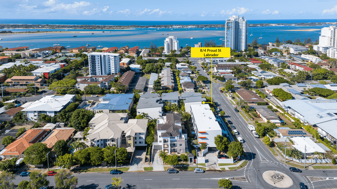 8/4 Proud Street, LABRADOR, QLD 4215