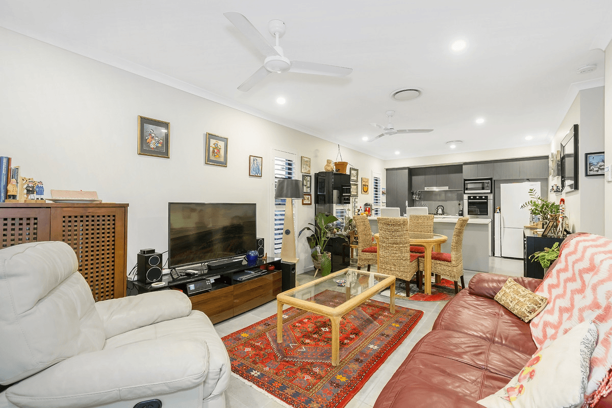 2/21 Carissa Street, Coomera, QLD 4209