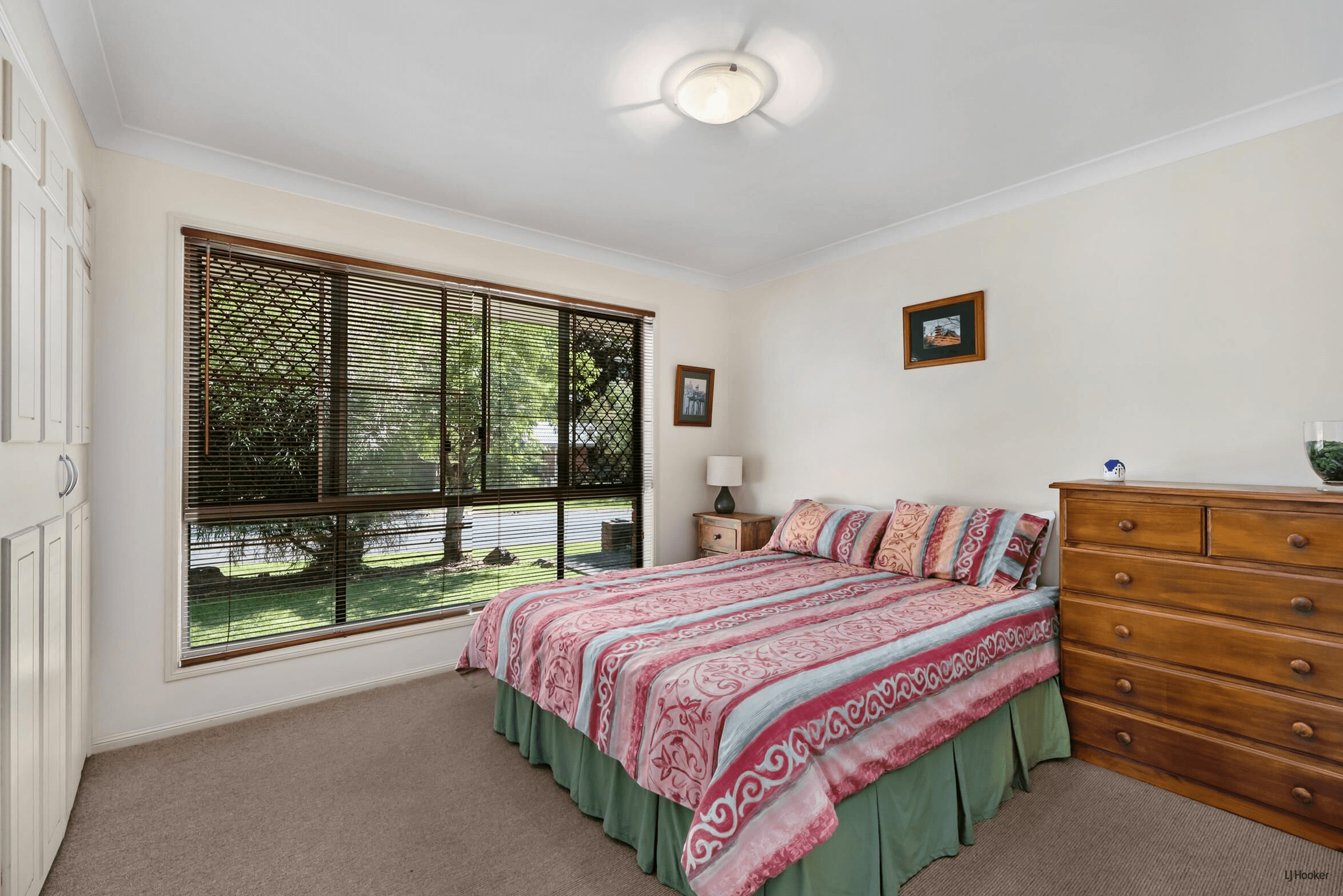 10 Bronhill Street, Currumbin Waters, QLD 4223