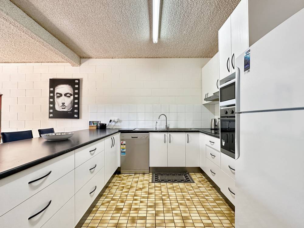 Unit 2/59 Hayles Ave, Arcadia, QLD 4819